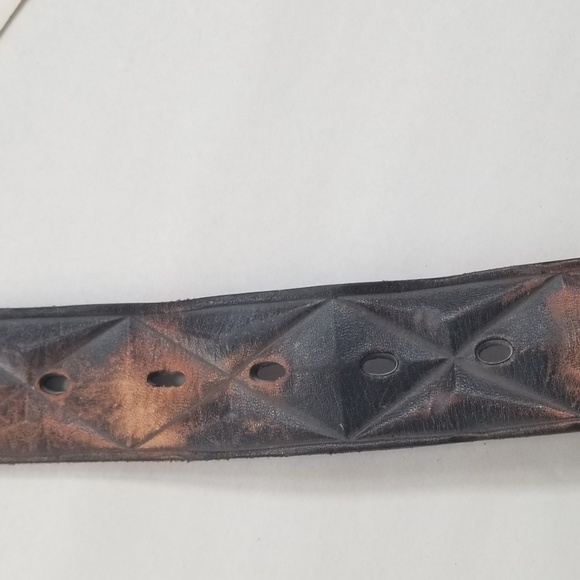 Levi's Brown Black Distressed Leather Belt - Picture 3 of 7